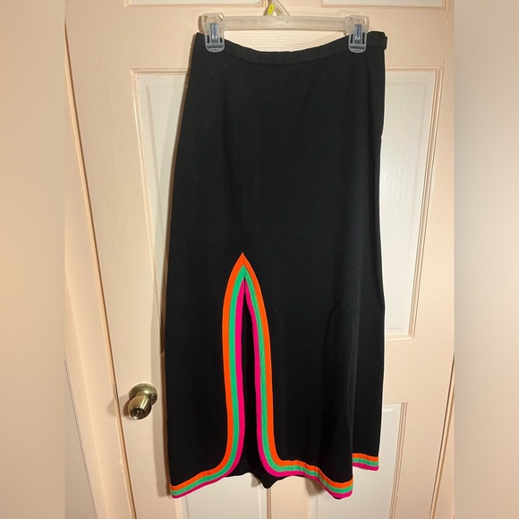 Vintage full-length skirt with dayglo outlined side slit - Picture 3 of 5